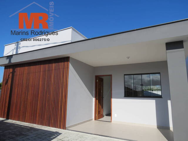 #239 - Casa para Venda em Rio Bonito - RJ