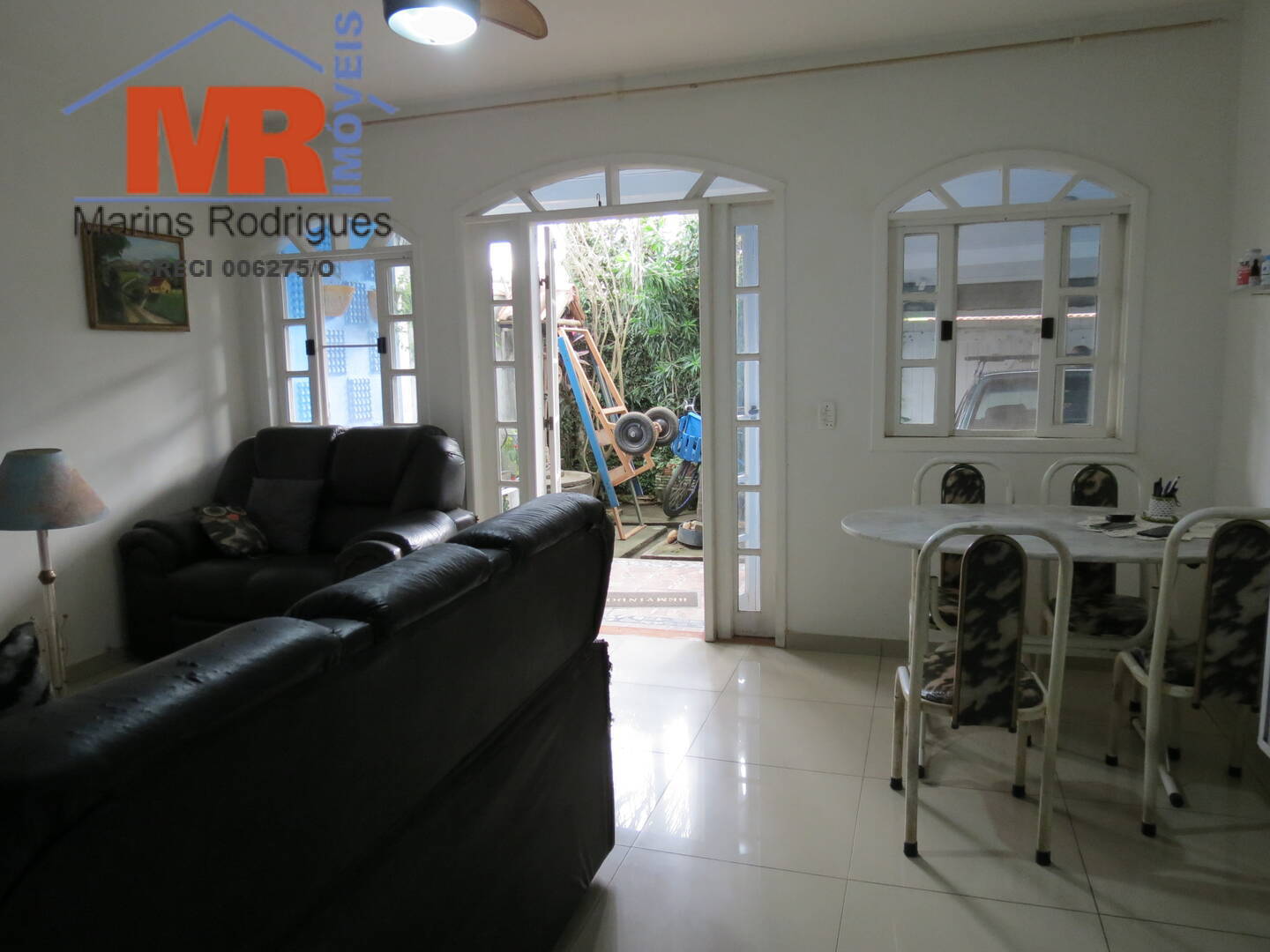 Casa à venda com 2 quartos, 180m² - Foto 7