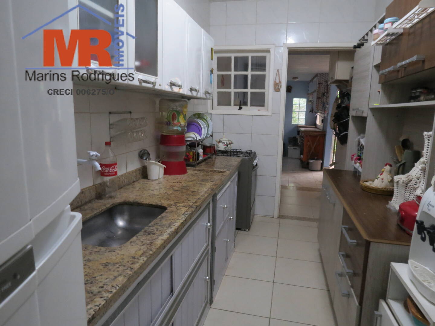 Casa à venda com 2 quartos, 180m² - Foto 9