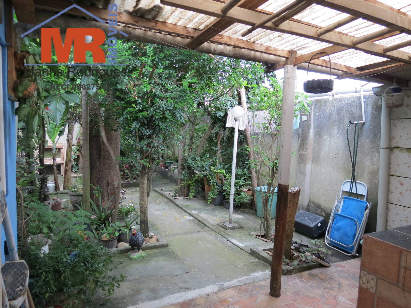 Casa à venda com 2 quartos, 180m² - Foto 4