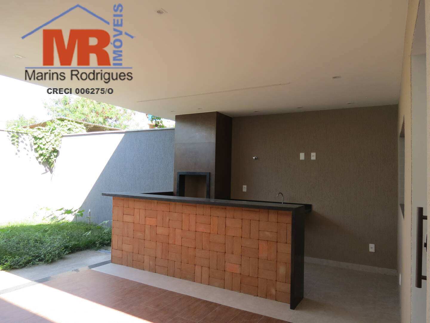 Casa à venda com 2 quartos, 180m² - Foto 6
