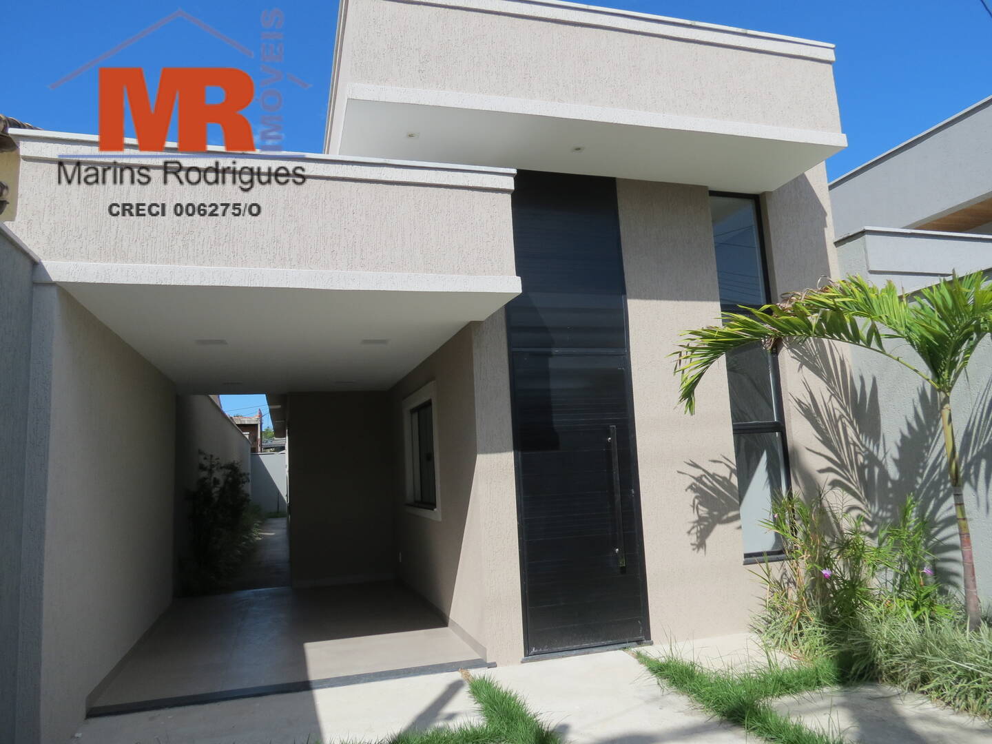 Casa à venda com 2 quartos, 180m² - Foto 1