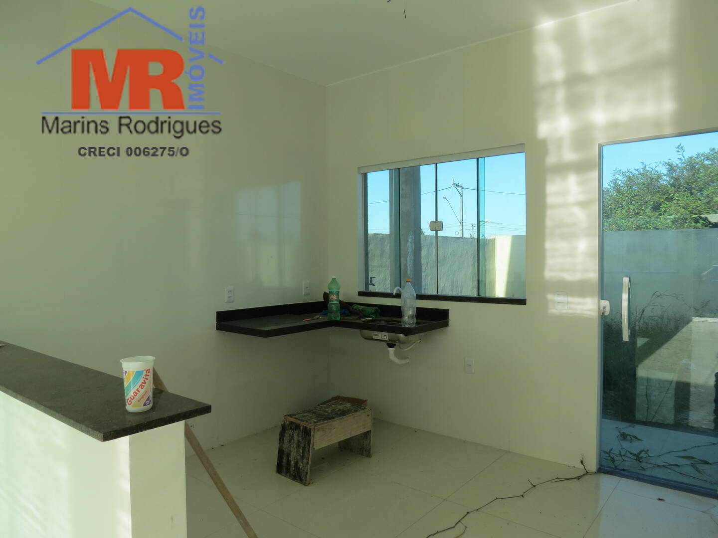 Casa à venda com 2 quartos, 180m² - Foto 4