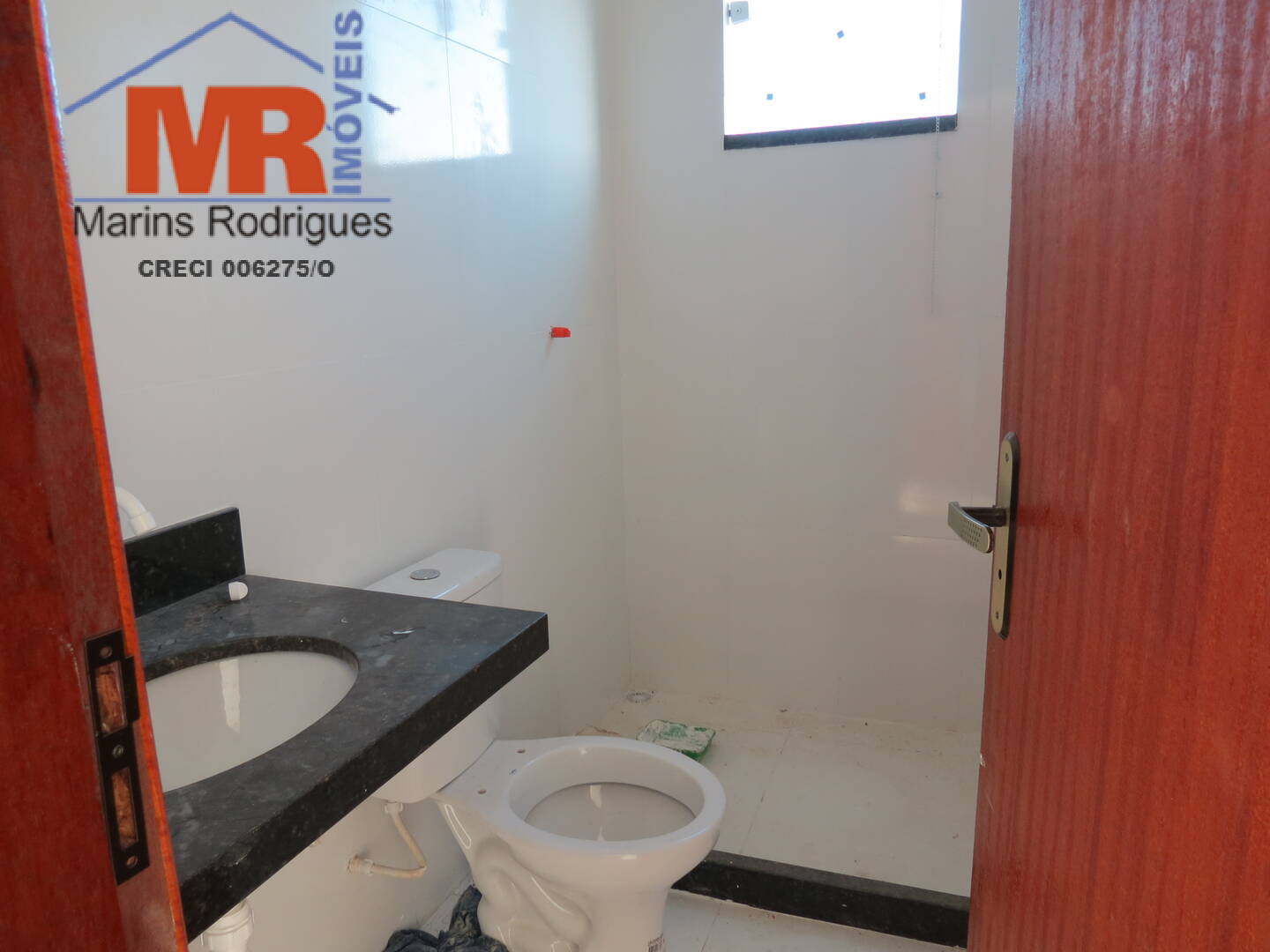 Casa à venda com 2 quartos, 180m² - Foto 7