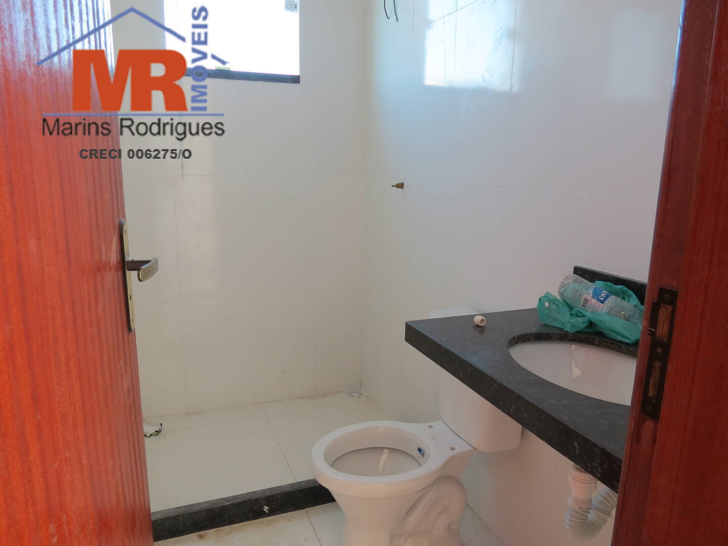 Casa à venda com 2 quartos, 180m² - Foto 8
